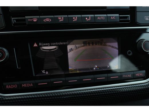 Volkswagen up! 1.0 | Camera | Cruise C. | Climate C. | Elec. Pakket | DAB | Bluetooth | Lane Assist | Camera | C... ActivLease financial lease