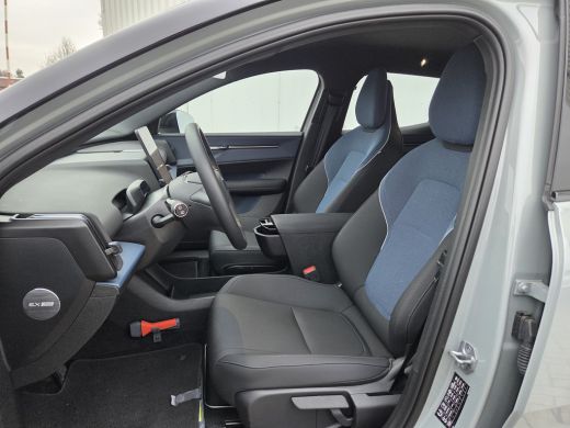 Volvo  EX30 Single Motor Extended Range Plus 69 kWh | Harman Kardon | Stoel/Stuur Verwarming | ActivLease financial lease