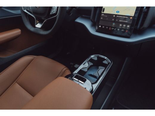 Volvo  EX30 Twin Motor Performance Ultra 69 kWh | Bruin Leder | Mat Groene Wrap | ActivLease financial lease