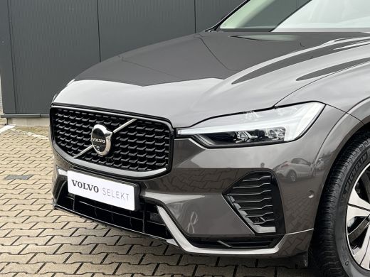Volvo  XC60 2.0 T6 Plug-in hybrid AWD Plus Dark | Panoramadak | Trekhaak | 360 Camera | Stoel en stuurwielver... ActivLease financial lease