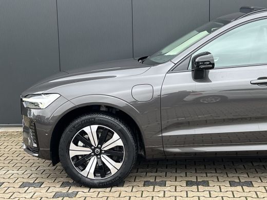 Volvo  XC60 2.0 T6 Plug-in hybrid AWD Plus Dark | Panoramadak | Trekhaak | 360 Camera | Stoel en stuurwielver... ActivLease financial lease
