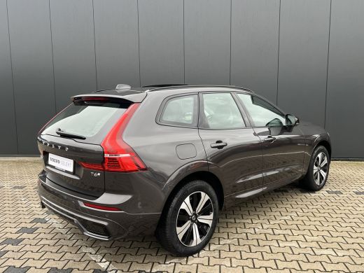 Volvo  XC60 2.0 T6 Plug-in hybrid AWD Plus Dark | Panoramadak | Trekhaak | 360 Camera | Stoel en stuurwielver... ActivLease financial lease