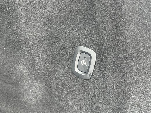 Volvo  XC60 2.0 T6 Plug-in hybrid AWD Plus Dark | Panoramadak | Trekhaak | 360 Camera | Stoel en stuurwielver... ActivLease financial lease