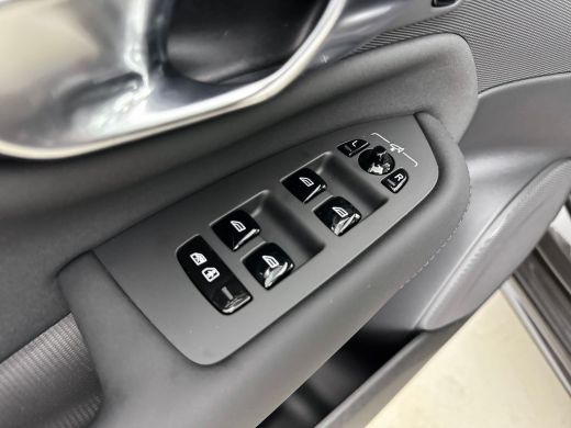 Volvo  XC90 T8 Recharge Ultra Dark | 21" | Luchtvering | Geventileerd Nappa | Stoelmassage | Panoramadak | He... ActivLease financial lease