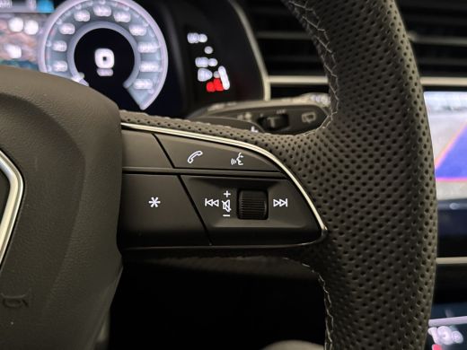 Audi Q8 60 TFSI e quattro Pro Line S Competition | Panorama Dak | Valcona Lederen Sportstoelen| Memory Se... ActivLease financial lease