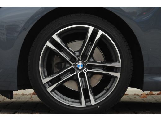 BMW 2 Serie 218i M Sport Automaat / Achteruitrijcamera / M Sportonderstel / Comfort Access / LED / Live Cockp... ActivLease financial lease