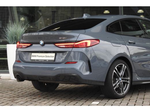 BMW 2 Serie 218i M Sport Automaat / Achteruitrijcamera / M Sportonderstel / Comfort Access / LED / Live Cockp... ActivLease financial lease
