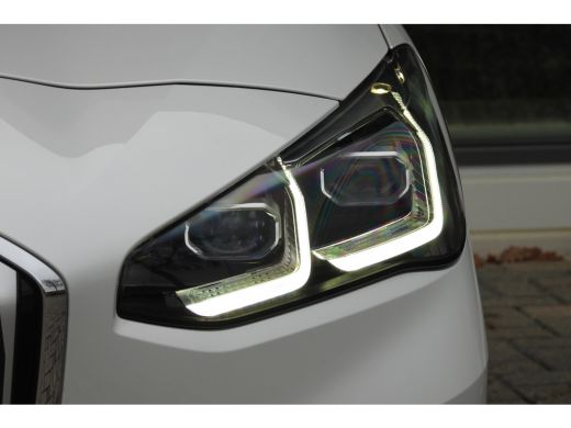 BMW 2 Serie 220i Luxury Line Automaat / Panoramadak / Sportstoelen / Achteruitrijcamera / Comfort Access / Ad... ActivLease financial lease