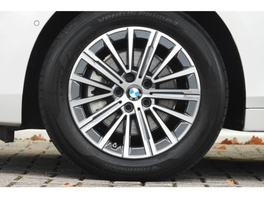 BMW 2 Serie 220i Luxury Line Automaat / Panoramadak / Sportstoelen / Achteruitrijcamera / Comfort Access / Ad... ActivLease financial lease