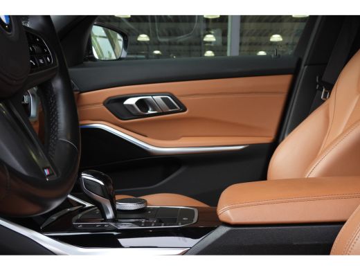 BMW 3 Serie Touring 330e eDrive High Executive Sport Line Automaat / Sportstoelen / Achteruitrijcamera / LED ... ActivLease financial lease