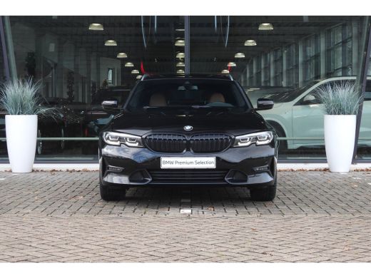 BMW 3 Serie Touring 330e eDrive High Executive Sport Line Automaat / Sportstoelen / Achteruitrijcamera / LED ... ActivLease financial lease