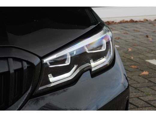 BMW 3 Serie Touring 330e eDrive High Executive Sport Line Automaat / Sportstoelen / Achteruitrijcamera / LED ... ActivLease financial lease