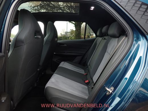 CUPRA Born Copper Edition One 62 kWh PANODAK/CAMERA/STOEL EN STUUR VERWARMING ActivLease financial lease