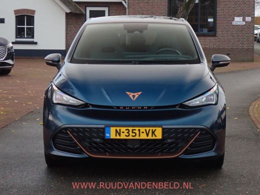 CUPRA Born Copper Edition One 62 kWh PANODAK/CAMERA/STOEL EN STUUR VERWARMING ActivLease financial lease