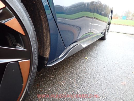 CUPRA Born Copper Edition One 62 kWh PANODAK/CAMERA/STOEL EN STUUR VERWARMING ActivLease financial lease