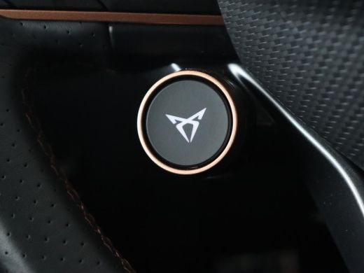 CUPRA Leon 1.5 eHybrid Business | Stoelverwarming | Adaptive cruise | Camera | Carplay | Sportstoelen | Matr... ActivLease financial lease