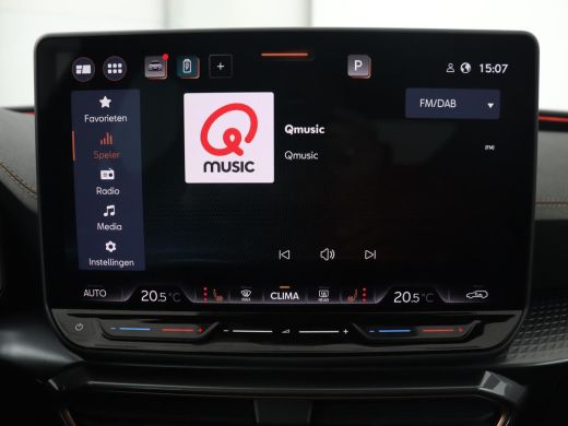 CUPRA Leon 1.5 eHybrid Business | Stoelverwarming | Adaptive cruise | Camera | Carplay | Sportstoelen | Matr... ActivLease financial lease