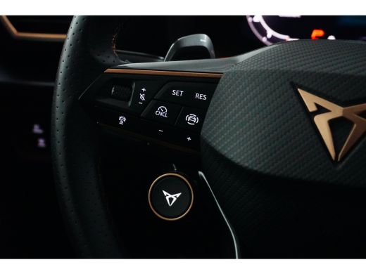 CUPRA Leon Sportstourer 1.5 e-Hybrid 204PK | STOEL +STUURVERW. | CAMERA ACHTER | ADAPT. CRUISE | ELECT. SPIEGELS | APP. C... ActivLease financial lease