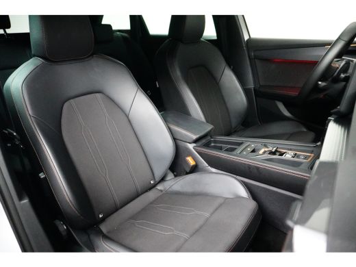 CUPRA Leon Sportstourer 1.5 e-Hybrid 204PK | STOEL +STUURVERW. | CAMERA ACHTER | ADAPT. CRUISE | ELECT. SPIEGELS | APP. C... ActivLease financial lease