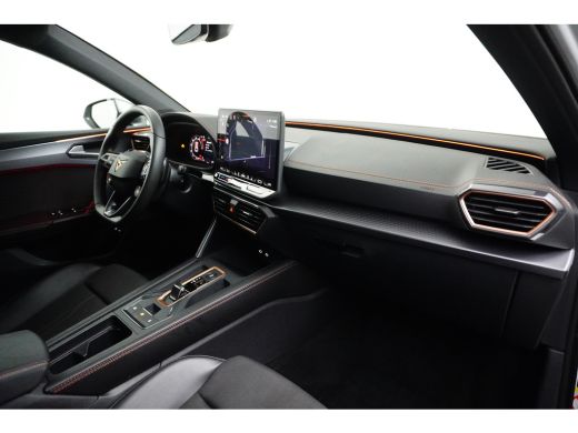 CUPRA Leon Sportstourer 1.5 e-Hybrid 204PK | STOEL +STUURVERW. | CAMERA ACHTER | ADAPT. CRUISE | ELECT. SPIEGELS | APP. C... ActivLease financial lease