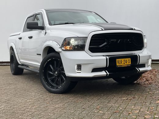 Dodge Ram 1500 1500 5-Pers 5.7 V8 4x4 Crew Cab Leer Bodykit Rebel Camera Trekhaak ActivLease financial lease