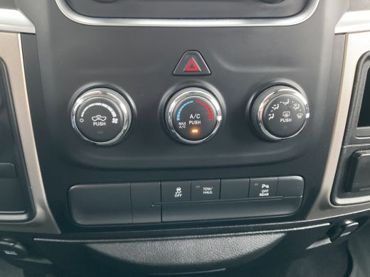 Dodge Ram 1500 1500 5-Pers 5.7 V8 4x4 Crew Cab Leer Bodykit Rebel Camera Trekhaak ActivLease financial lease