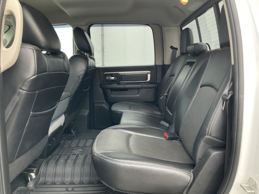 Dodge Ram 1500 1500 5-Pers 5.7 V8 4x4 Crew Cab Leer Bodykit Rebel Camera Trekhaak ActivLease financial lease