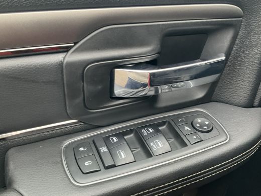 Dodge Ram 1500 1500 5.7 V8 4x4 Sport Trekhaak Pano Alpine Nav/Cam NL-Auto Trekhaak ActivLease financial lease