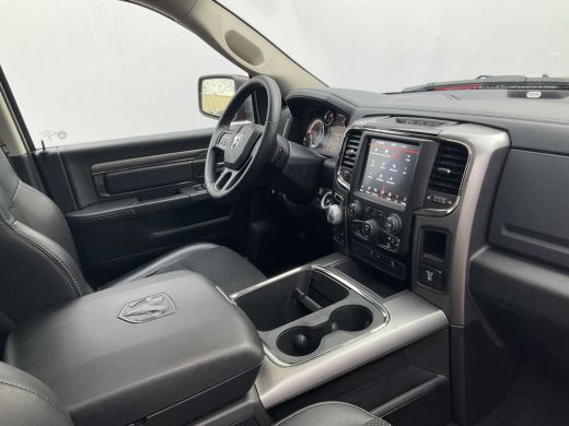 Dodge Ram 1500 1500 5.7 V8 4x4 Sport Trekhaak Pano Alpine Nav/Cam NL-Auto Trekhaak ActivLease financial lease