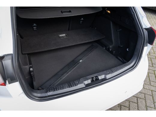 Ford Focus 1.0 EcoBoost Hybrid ST Line Business | Achteruitrijcamera | Apple Carplay/Android Auto | Keyless ... ActivLease financial lease