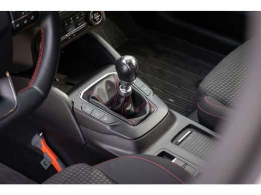 Ford Focus 1.0 EcoBoost Hybrid ST Line Business | Achteruitrijcamera | Apple Carplay/Android Auto | Keyless ... ActivLease financial lease