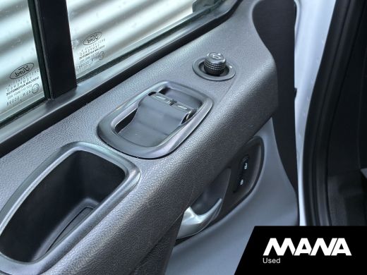 Ford Transit Custom 290 2.0 TDCI L1H2 Standkachel Automaat Trekhaak Vooruitverwarming Camera ActivLease financial lease