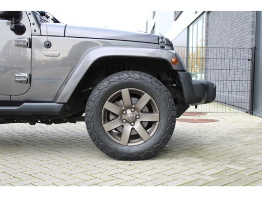 Jeep Wrangler 2.8 CRD 75th Anniversary | EX.BTW | NAP! | INCLSOFT-TOP | NAVI | STOELVERWARMING | ActivLease financial lease