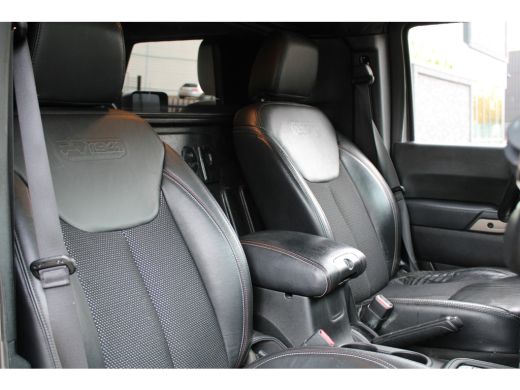 Jeep Wrangler 2.8 CRD 75th Anniversary | EX.BTW | NAP! | INCLSOFT-TOP | NAVI | STOELVERWARMING | ActivLease financial lease