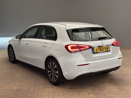 Mercedes-Benz A-Klasse 160 Business Solution Camera | Parkeersensoren | Widescreen | Stoelverwarming | LED | 16" Lichtme... ActivLease financial lease