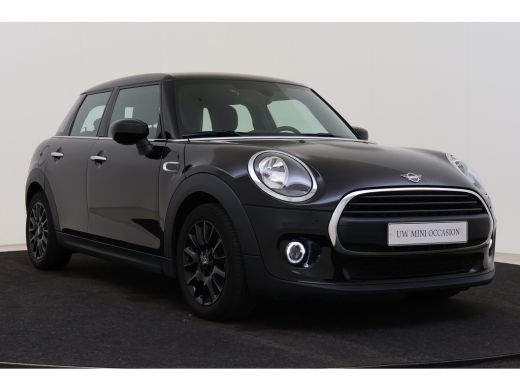 Mini One One / LED / Navigatie / Airconditioning / Cruise Control ActivLease financial lease