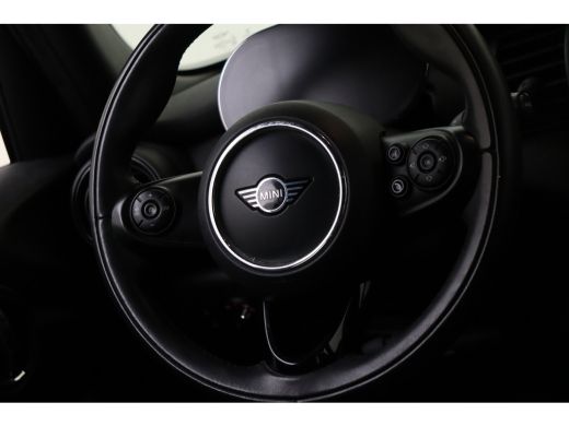 Mini One One / LED / Navigatie / Airconditioning / Cruise Control ActivLease financial lease