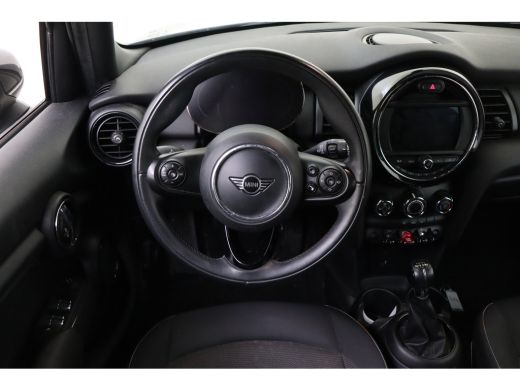 Mini One One / LED / Navigatie / Airconditioning / Cruise Control ActivLease financial lease
