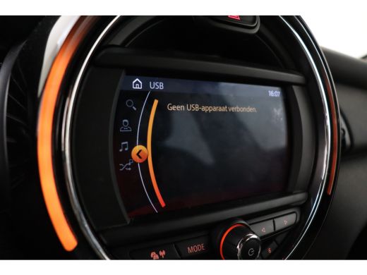 Mini One One / LED / Navigatie / Airconditioning / Cruise Control ActivLease financial lease