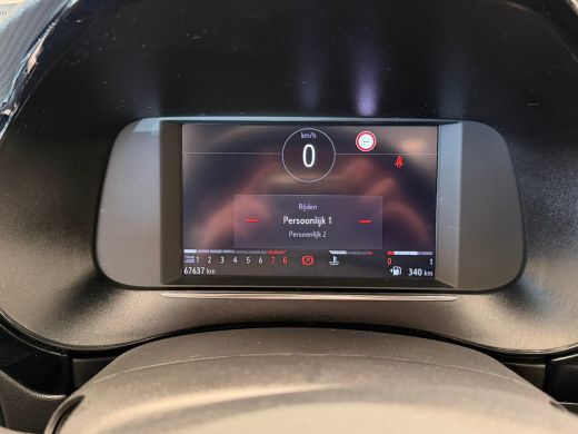 Opel Corsa 1.2 GS Line Panorama Dak | Digitaal Dashboard | Stoel & Stuurverwarming | Parkeersensoren | Clima... ActivLease financial lease