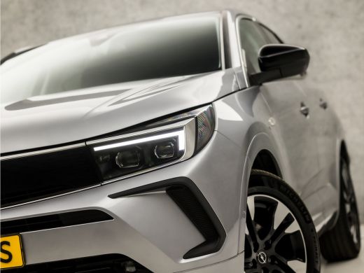 Opel Grandland 1.2 Turbo Elegance Sport Automaat (VIRTUAL COCKPIT, APPLE CARPLAY, GROOT NAVI, 360 CAMERA, SPORTS... ActivLease financial lease