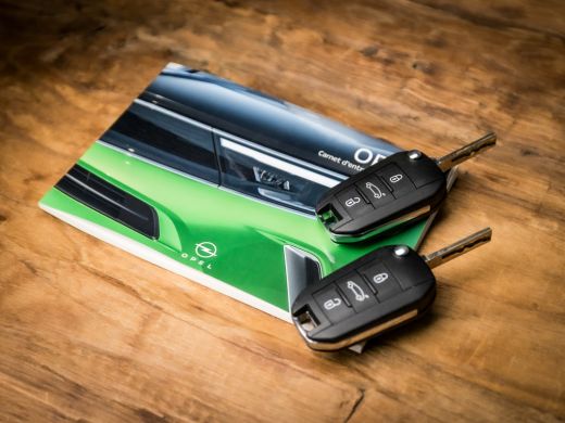 Opel Grandland 1.2 Turbo Elegance Sport Automaat (VIRTUAL COCKPIT, APPLE CARPLAY, GROOT NAVI, 360 CAMERA, SPORTS... ActivLease financial lease