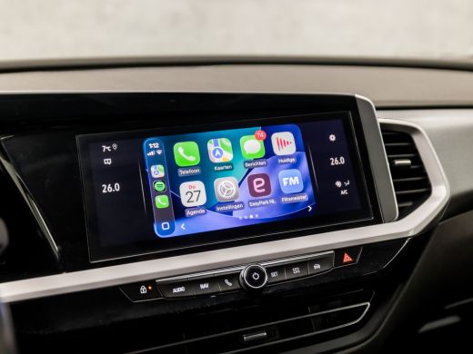 Opel Grandland 1.2 Turbo Elegance Sport Automaat (VIRTUAL COCKPIT, APPLE CARPLAY, GROOT NAVI, 360 CAMERA, SPORTS... ActivLease financial lease