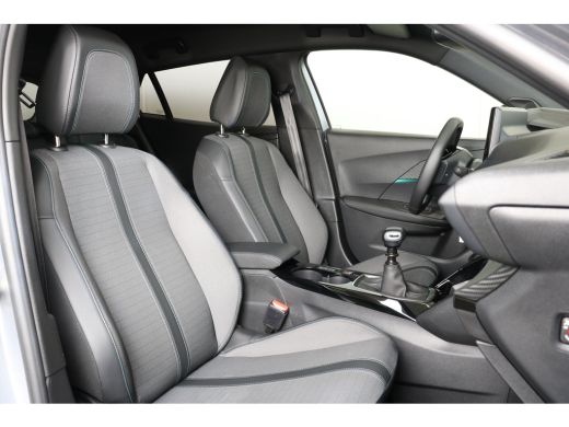 Peugeot 2008 1.2 PureTech 130PK Allure | Navi | Clima | Cruise | Camera | Parkeersensoren | 17" Lichtmetaal | ... ActivLease financial lease