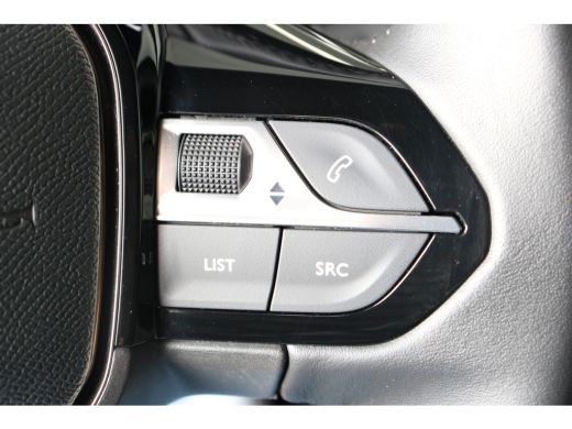 Peugeot 2008 1.2 PureTech 130PK Allure | Navi | Clima | Cruise | Camera | Parkeersensoren | 17" Lichtmetaal | ... ActivLease financial lease