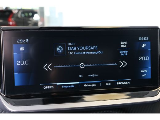 Peugeot 2008 1.2 PureTech 130PK Allure | Navi | Clima | Cruise | Camera | Parkeersensoren | 17" Lichtmetaal | ... ActivLease financial lease