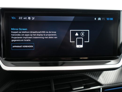 Peugeot 208 GT | Armsteunen op de voorportieren bekleed met kunstleder met groen sierstiksel (GT-Line) | Clim... ActivLease financial lease