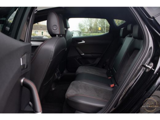 Seat Leon 1.4 TSI eHybrid PHEV FR Bus. Int. PANO CAMERA MEMORY ActivLease financial lease