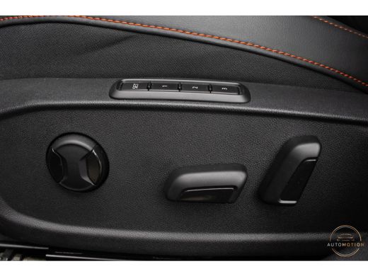 Seat Leon 1.4 TSI eHybrid PHEV FR Bus. Int. PANO CAMERA MEMORY ActivLease financial lease