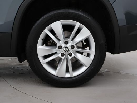 Skoda Kodiaq 1.5 TSI 150 PK DSG 7-PERSOONS + TREKHAAK | APPLE CARPLAY | STUUR / STOELVERWARMING ActivLease financial lease